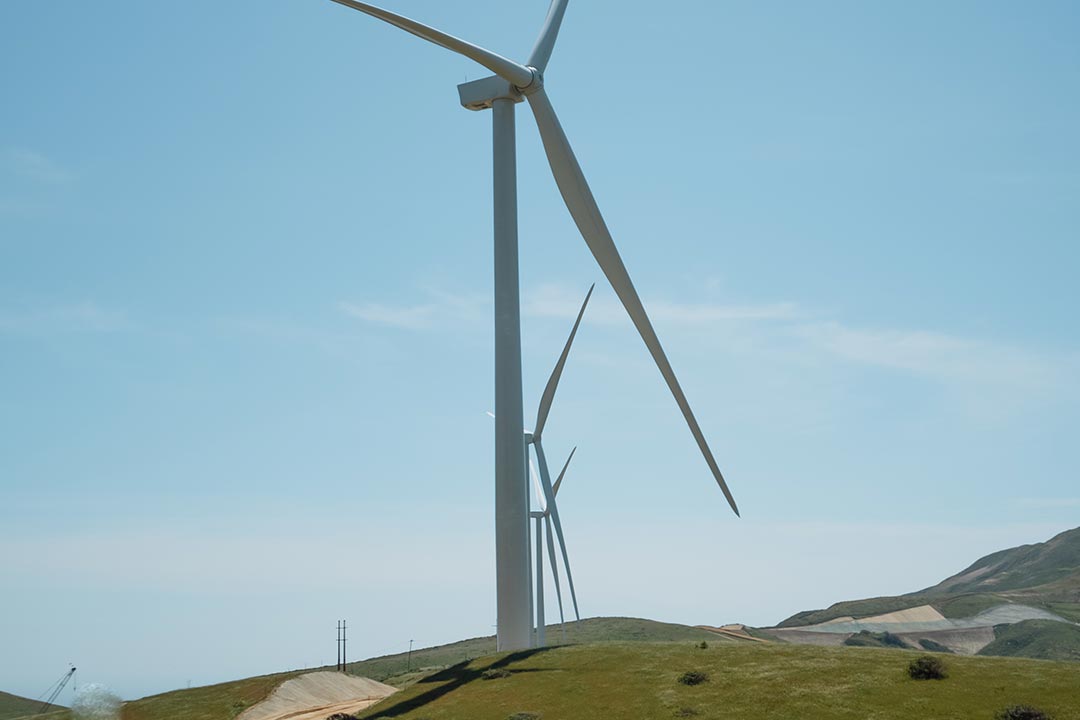 Strauss Wind Turbines | Clark Bros Inc Strauss Wind Turbines | Clark Bros Inc